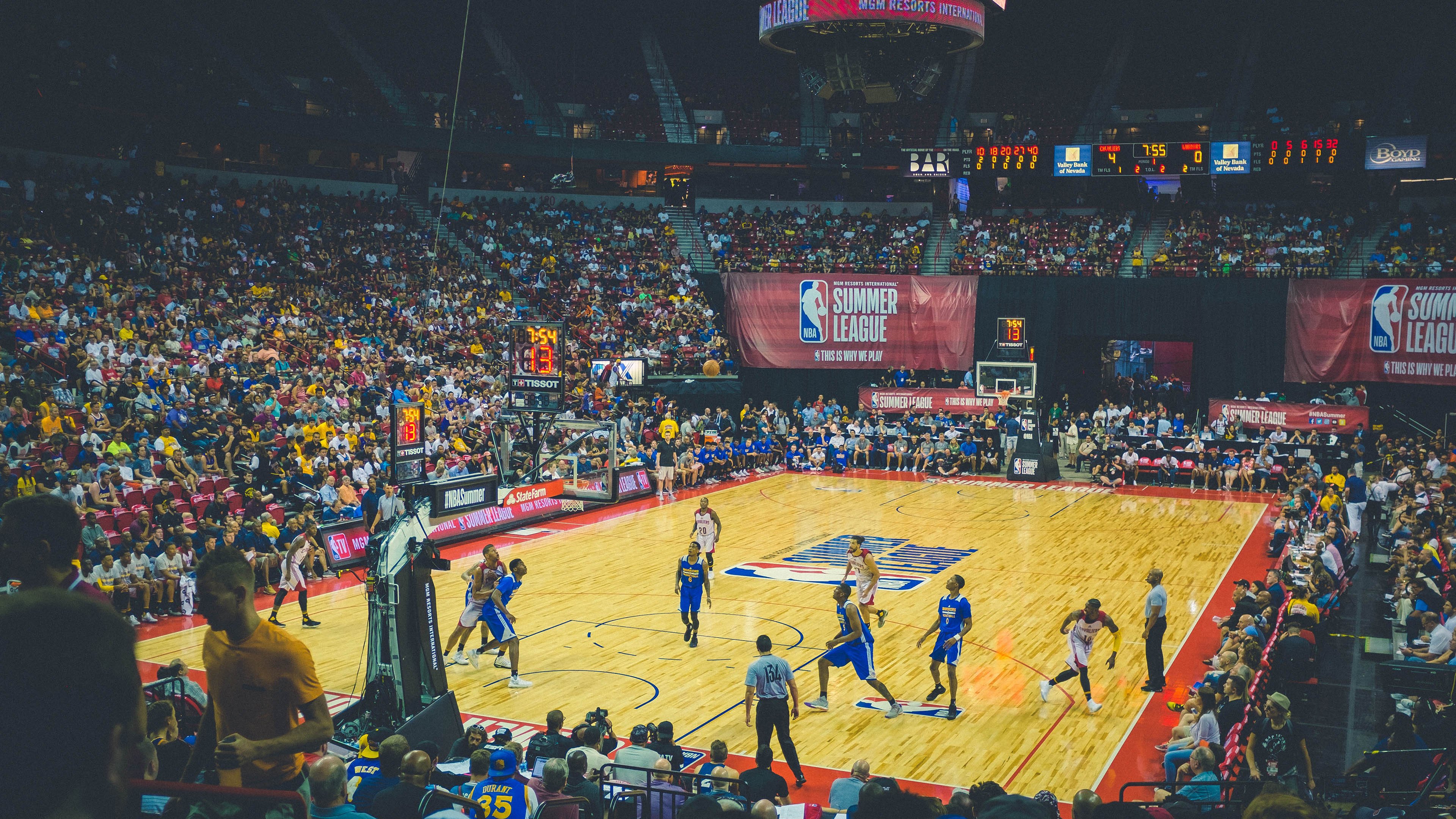 ayx爱游戏官网-【“未来会是机器人裁判吗？”】科技变革带来无限想象空间！